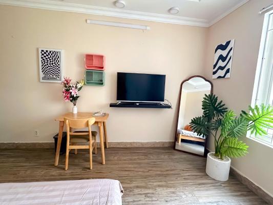 Studio Có Sân Hiên