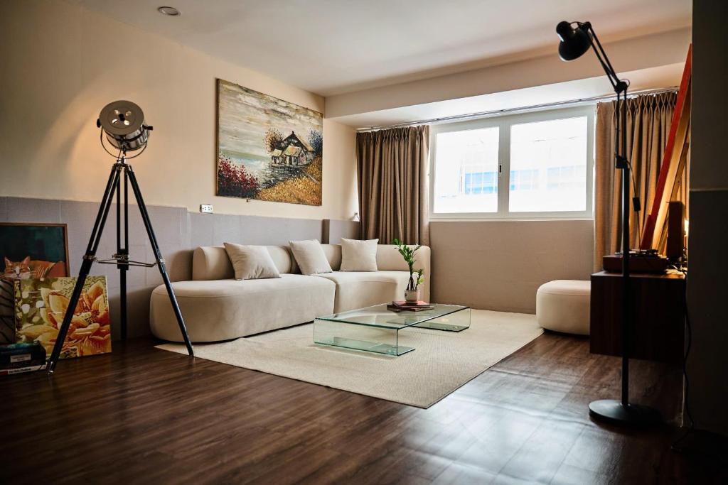 deLAM Home Lý Nam Đế