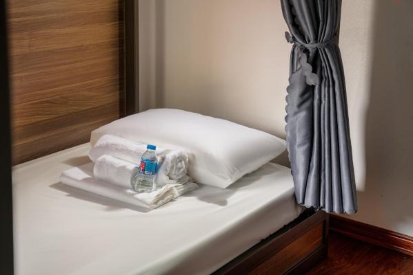 Giường Trong Phòng Nghỉ Tập Thể 8 Giường Cho Cả Nam Và Nữ