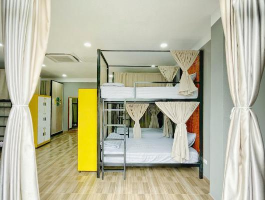Giường Đơn trong Phòng ngủ tập thể