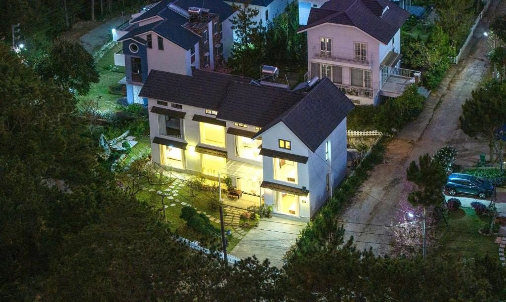 Biệt Thự