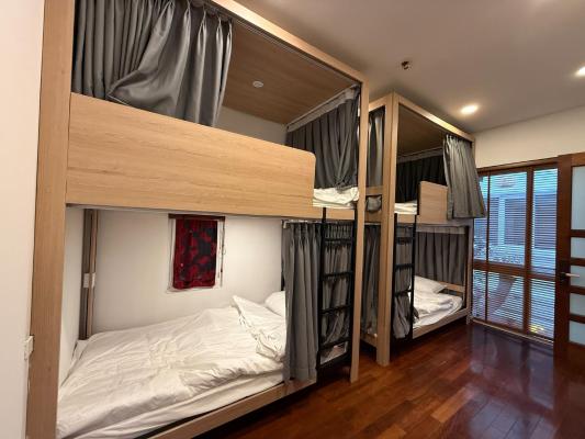 Giường trong Phòng ngủ tập thể 4 người