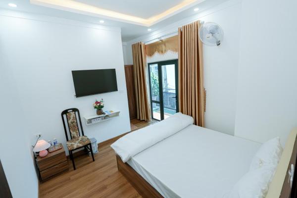 Phòng Giường Đôi Có Ban Công