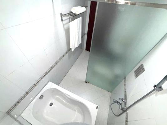 Phòng Deluxe Giường Đôi Có Bồn Tắm