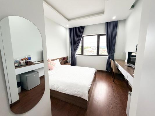 Phòng Có Giường Cỡ Queen Nhìn Ra Vườn