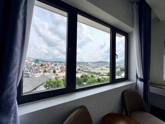 Phòng Deluxe Giường Đôi Có Bồn Tắm