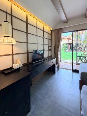 Phòng 2 Giường Đơn Nhìn Ra Khu Vườn