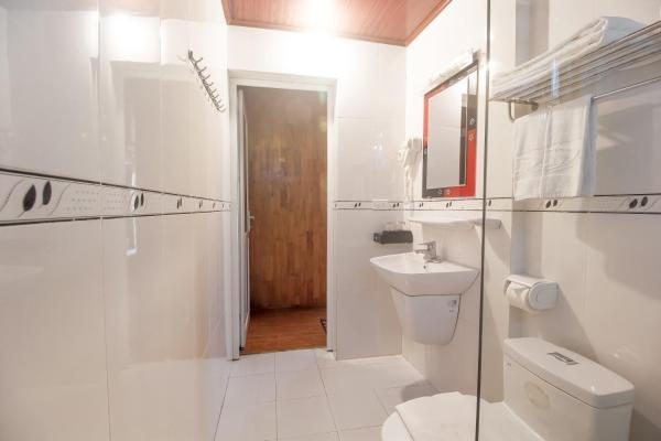 Suite Deluxe Có Giường Cỡ King