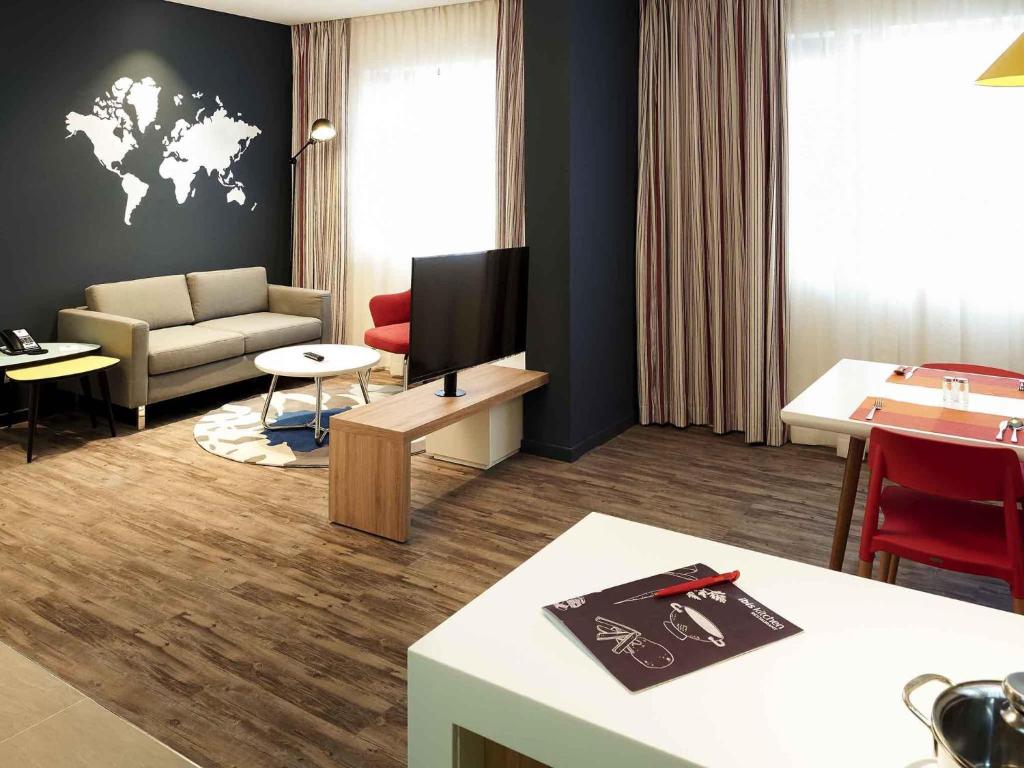 One-Bedroom Apartment – Complimentary Round-trip Transfer to International Terminal upon request