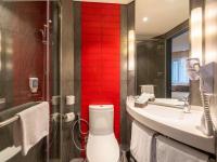 Family Room – Complimentary Round-trip Transfer to International Terminal upon request