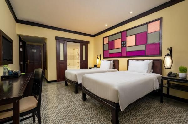 Deluxe Twin Room with Balcony – Garden/City View
