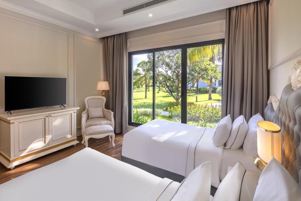 Biệt Thự 3 Phòng Ngủ Với Hồ Bơi Riêng