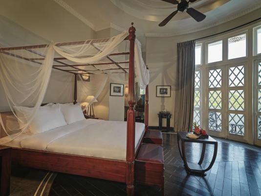 Colonial Junior Suite