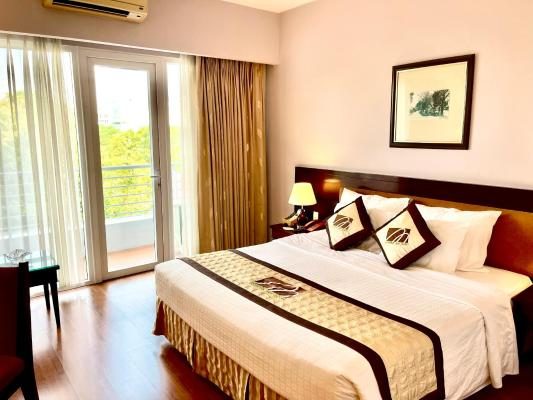 Phòng Deluxe Giường Đôi/2 Giường Đơn Nhìn Ra Thành Phố