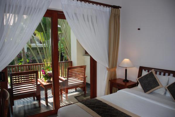 Phòng Deluxe Nhìn Ra Vườn