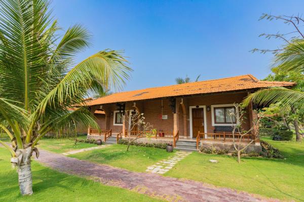 Phòng Bungalow Deluxe Giường Đôi Có Sân Hiên – Nhìn Ra Biển
