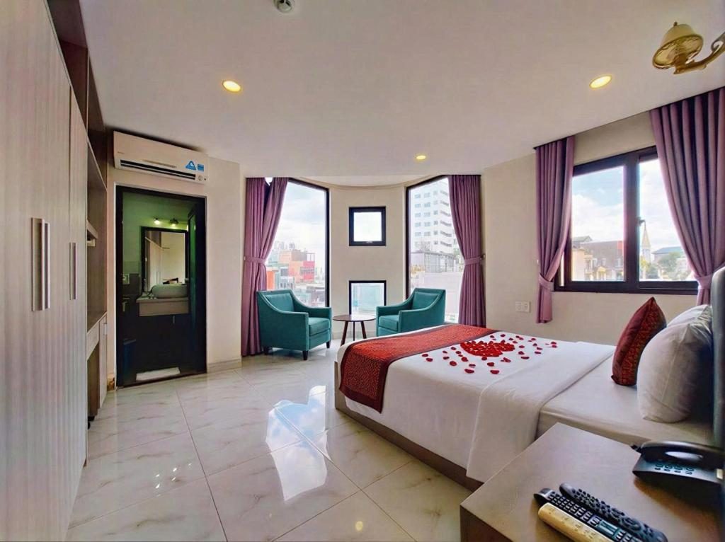 Suite Nhìn Ra Thành Phố