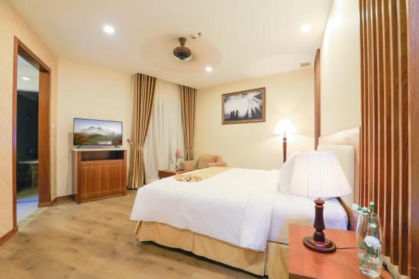 Phòng Deluxe Giường Đôi