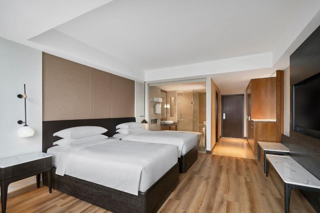 Phòng Deluxe 2 Giường Đơn Nhìn Ra Thành Phố
