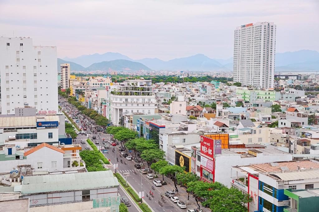 Suite Nhìn Ra Thành Phố