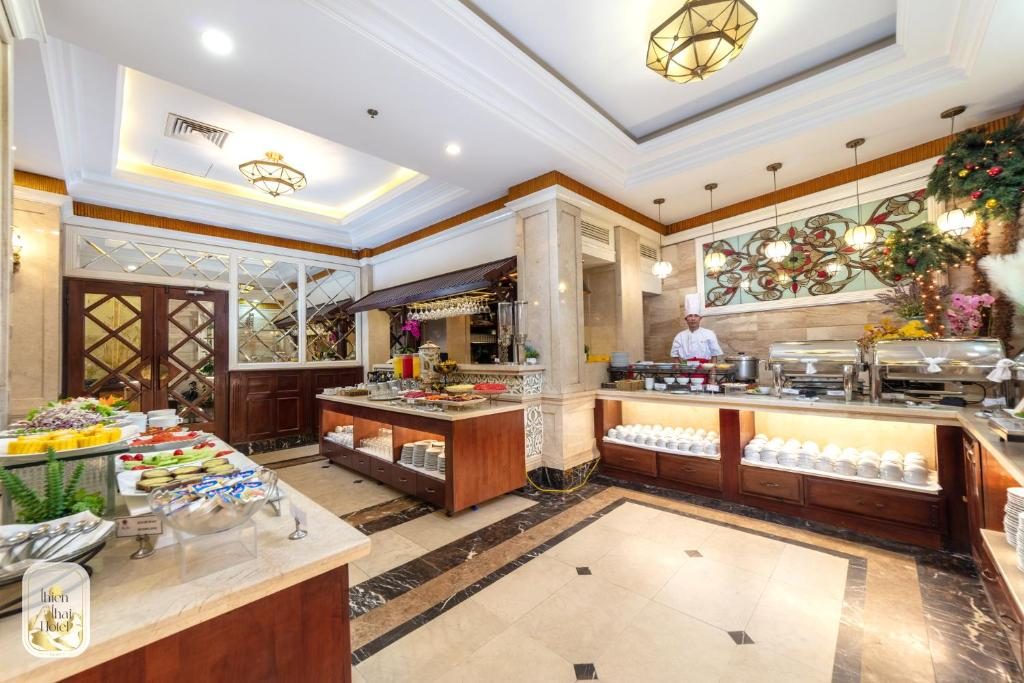 Queen room with 2 queen beds city view + Free Afternoon Tea