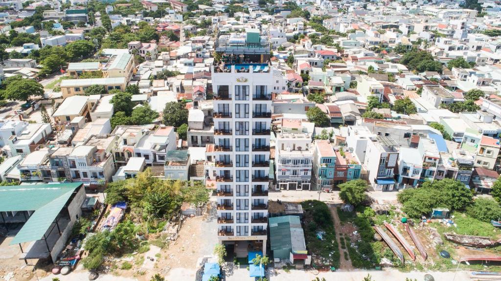 Phòng Deluxe Giường Đôi Nhìn Ra Thành Phố