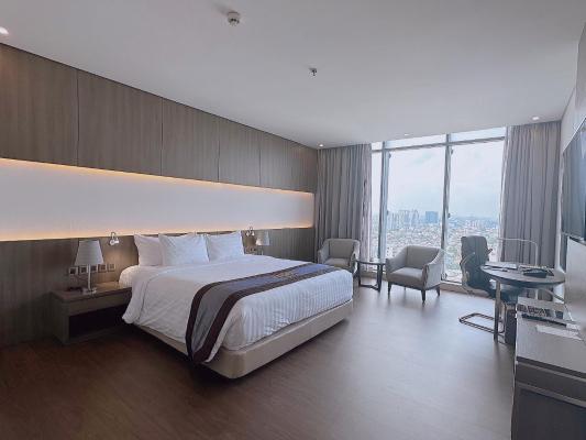 Phòng Deluxe Có Giường Cỡ King Nhìn Ra Thành Phố