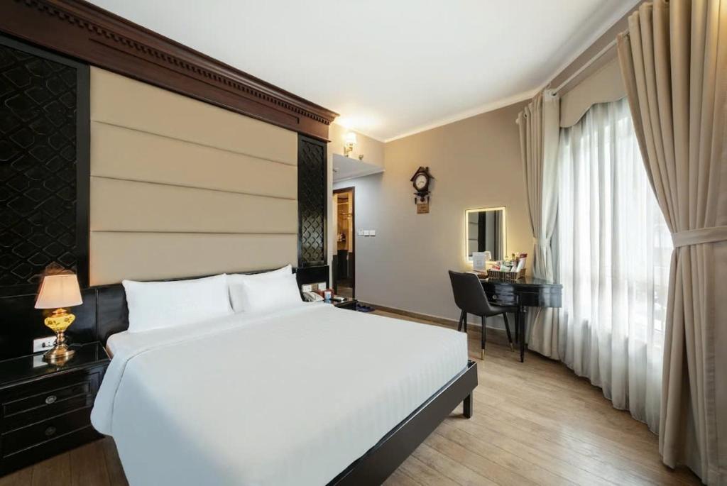 Phòng Deluxe Giường Đôi