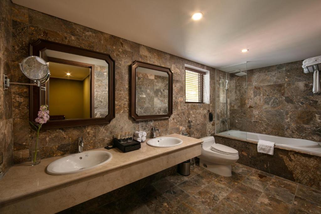 Suite Gia Đình
