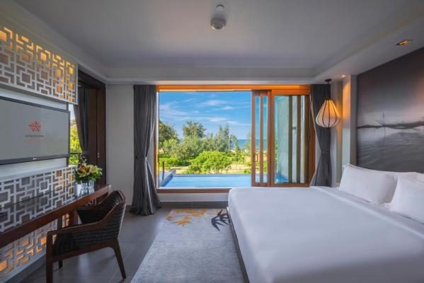Suite Junior có Giường cỡ King Nhìn ra Biển và Hồ bơi riêng