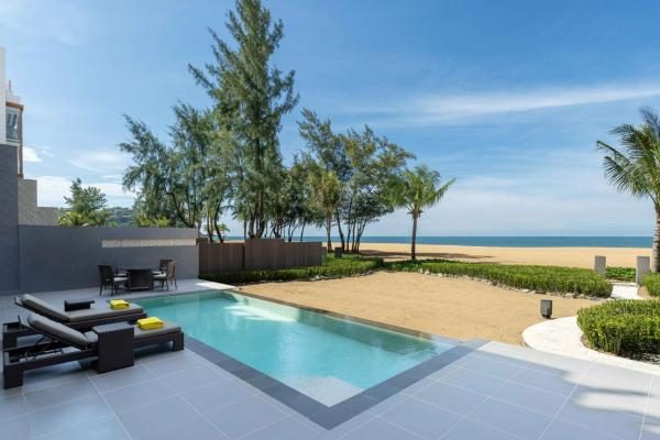 Suite 2 Phòng Ngủ Có Hồ Bơi Riêng Nhìn Ra Biển