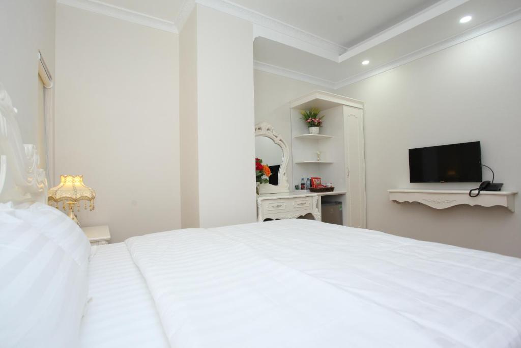 Suite Deluxe Có Giường Cỡ Queen
