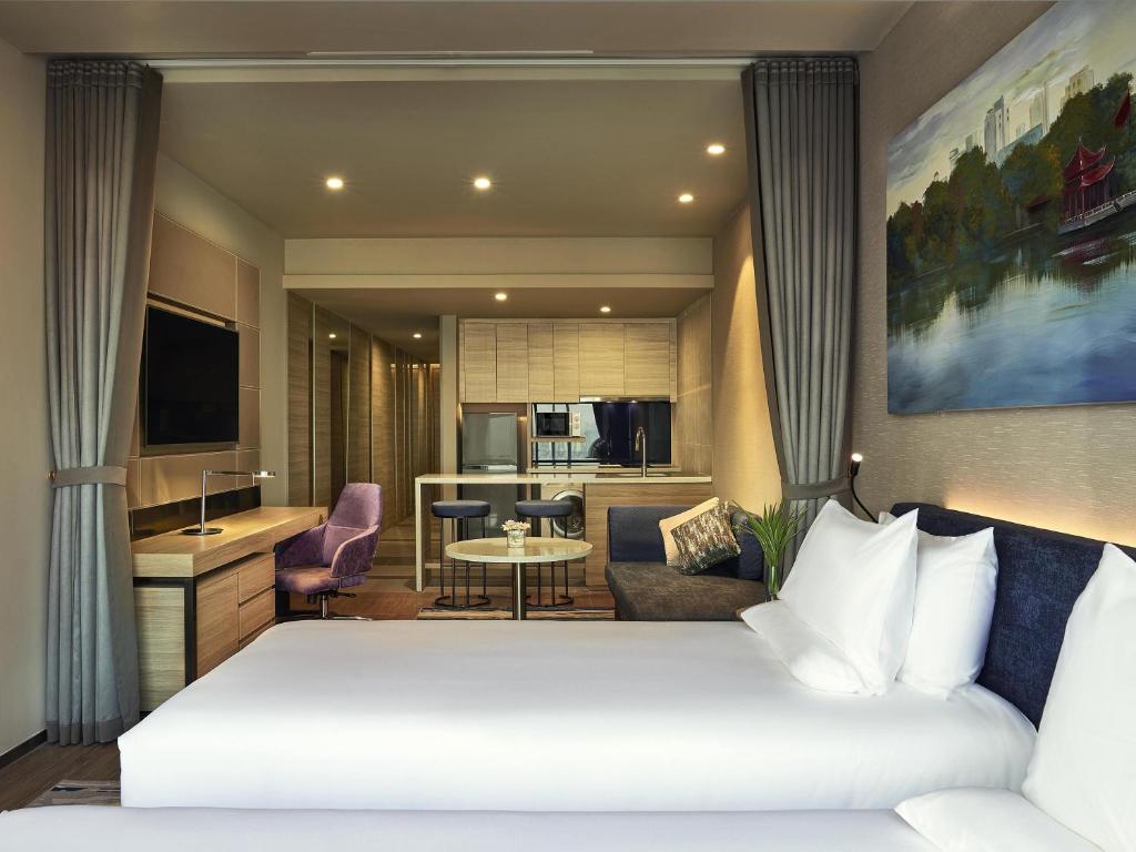 Phòng Deluxe 2 Giường Đơn Nhìn Ra Thành Phố