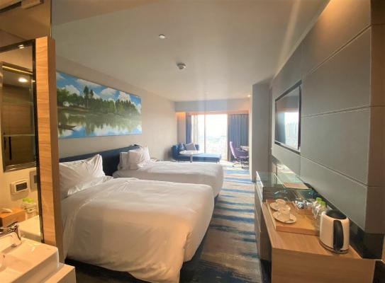 Phòng Superior 2 giường đơn nhìn ra cảnh thành phố