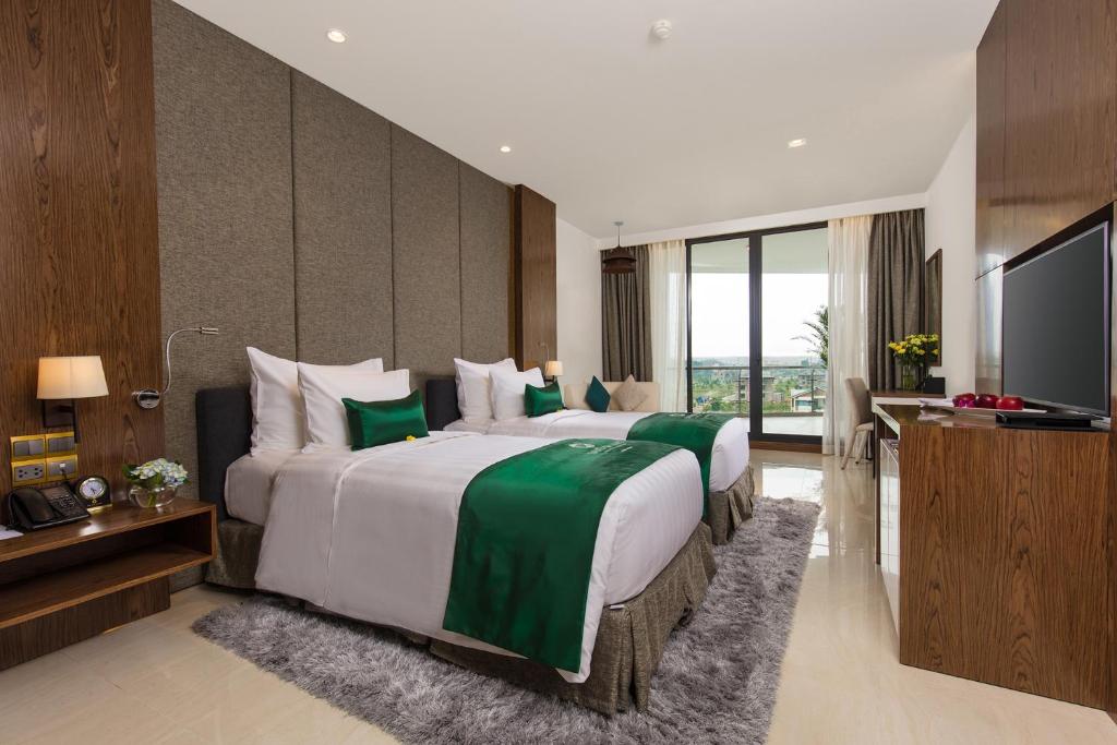 Phòng 2 Giường Đơn Nhìn Ra Hồ.