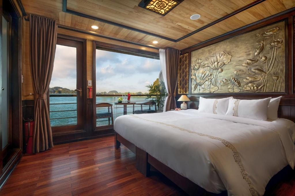 1st Deck – Junior Suite Double/Twin with private balcony 2 days 1 night