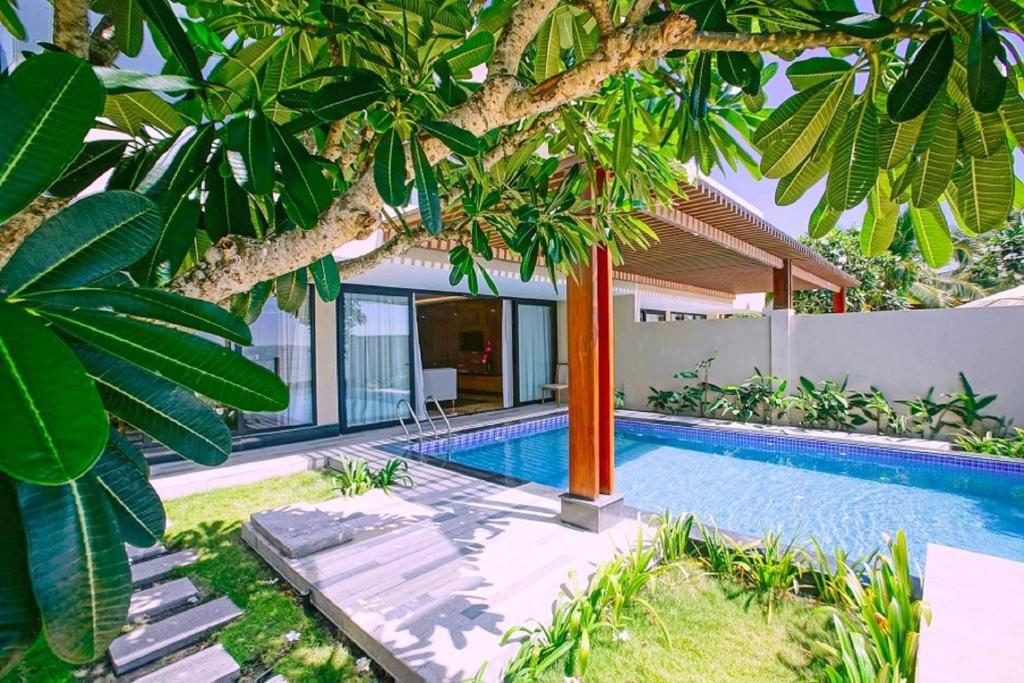 Biệt thự 2 Phòng ngủ có Hồ Bơi Nhìn ra Biển