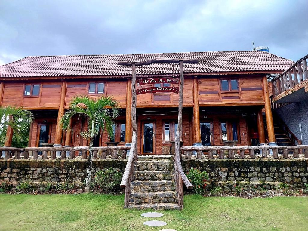Phòng Deluxe Giường Đôi