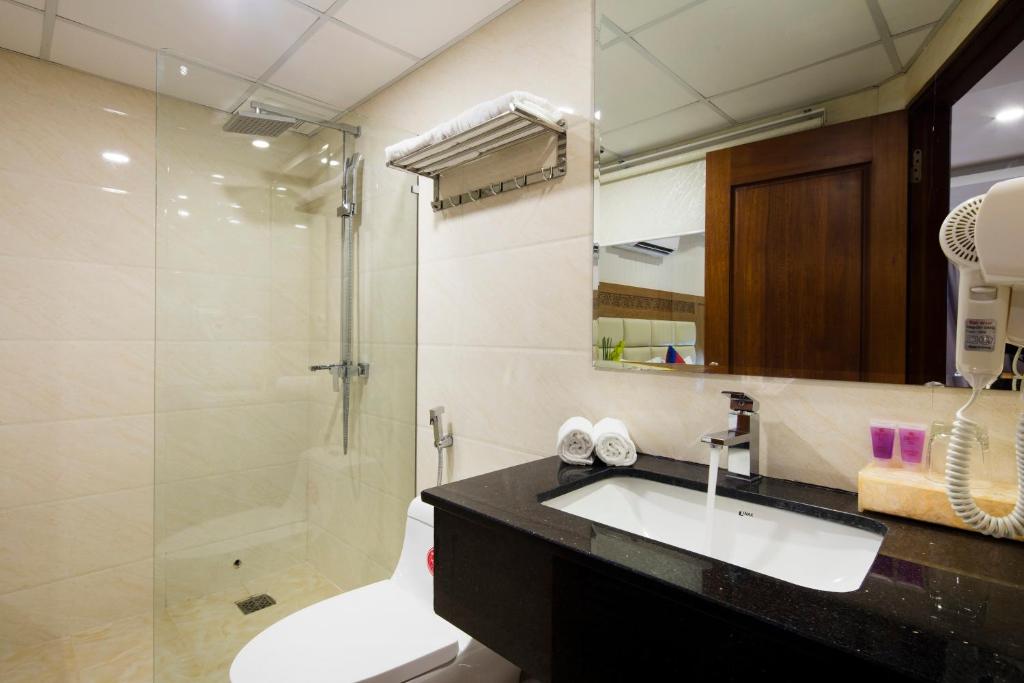 Phòng Gia Đình 4 Người Tiêu Chuẩn Không Có Tầm Nhìn