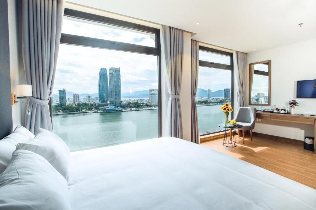Phòng Deluxe Giường Đôi Nhìn Ra Sông