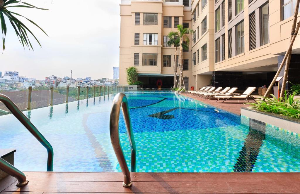 Tresor studios #pool for 30 nights booking