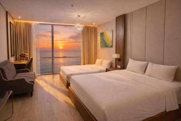 Suite Gia Đình Deluxe