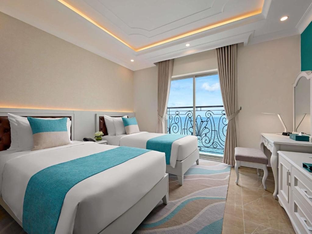 Privilege Twin Room with Sea View