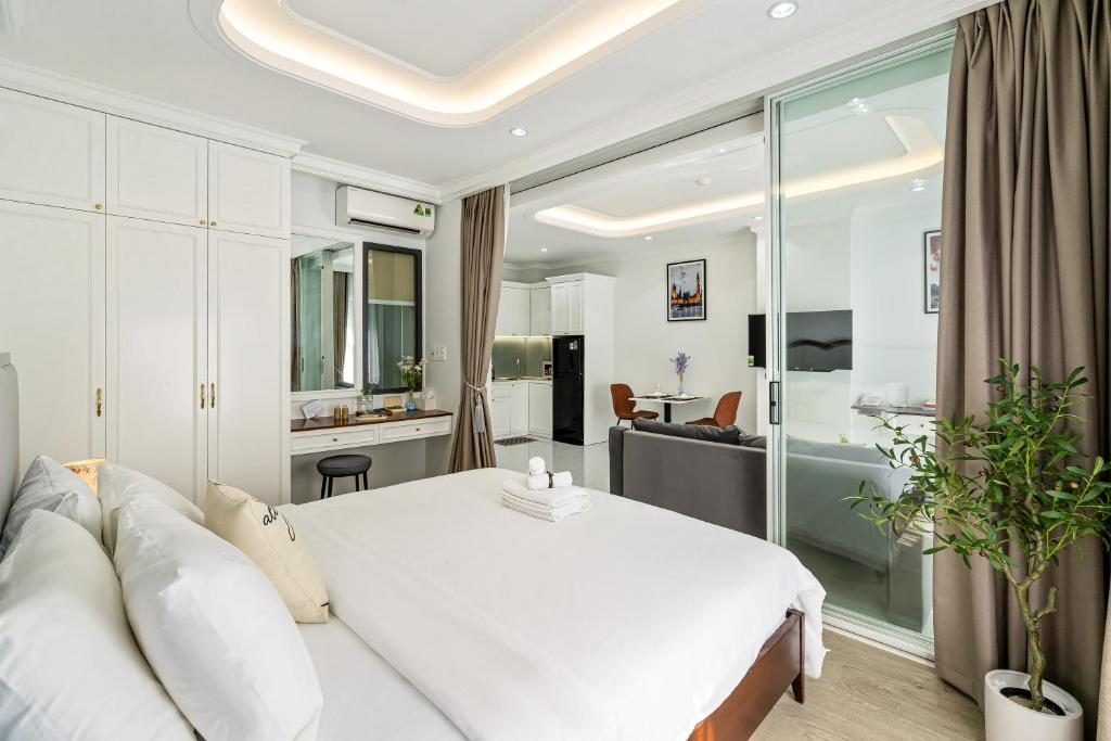 Suite có giường cỡ King với ban công