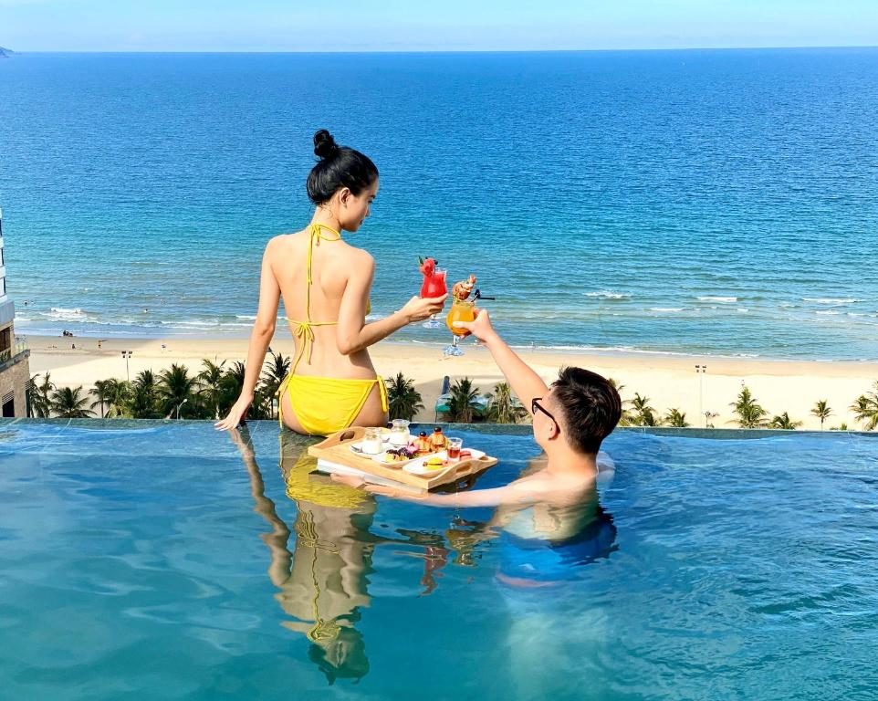 Santa Luxury Hotel Da Nang – Complimentary Afternoon Tea