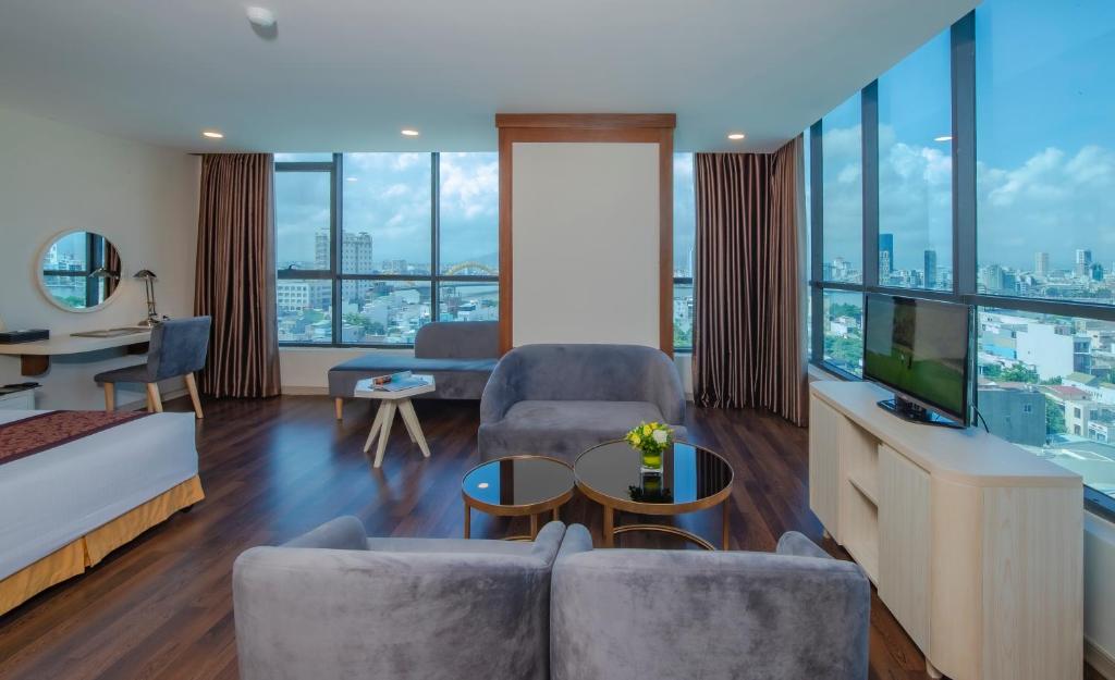 Phòng Deluxe Premium Có Giường Cỡ King Nhìn Ra Toàn Cảnh