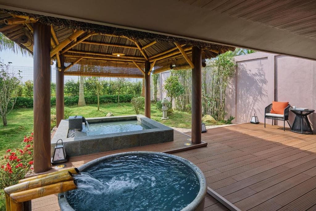 Family Villa with Private Onsen