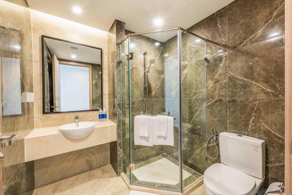 Phòng Tiêu Chuẩn 2 Giường Đơn Nhìn Ra Hồ Bơi