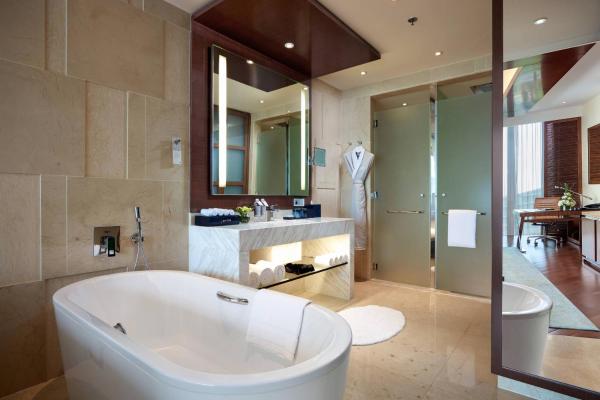 Phòng Deluxe 1 Giường Cỡ King