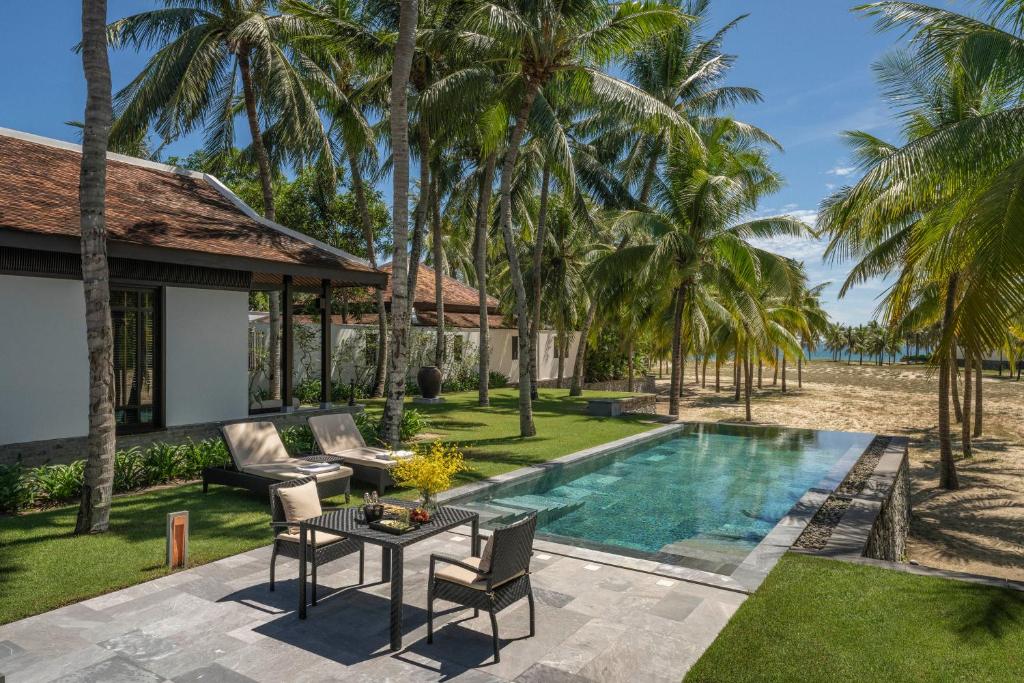 One Bedroom Pool Villa – Room Rate inclusive of breakfast for 2 adults